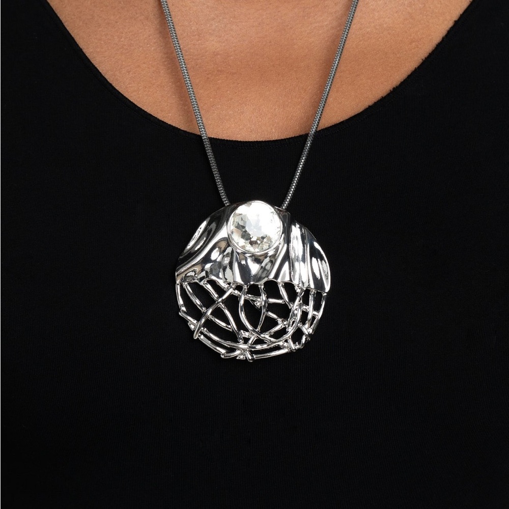 Paparazzi Lush Lattice White Necklace P2SE-WTXX-292XX